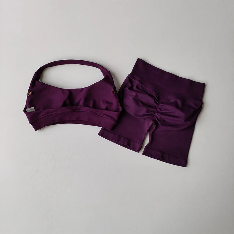 Women's Halter Neck Sports Bra & Scrunch Butt Shorts Set – 2-Piece Activewear