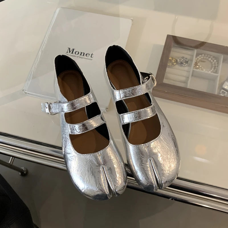 Split Toe Mary Jane Flats – Women's Soft Leather Tabi Shoes