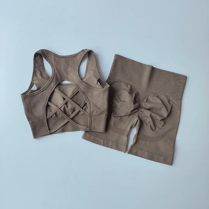 2-Piece Women's Seamless Yoga Set – Sports Bra & Shorts
