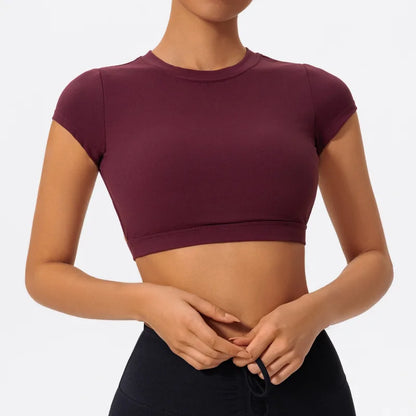 Women's Crop Top Sports Shirt with Built-In Chest Pads