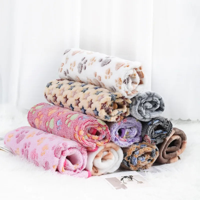 Soft Flannel Pet Blanket – Paw Print Mat for Dogs & Cats