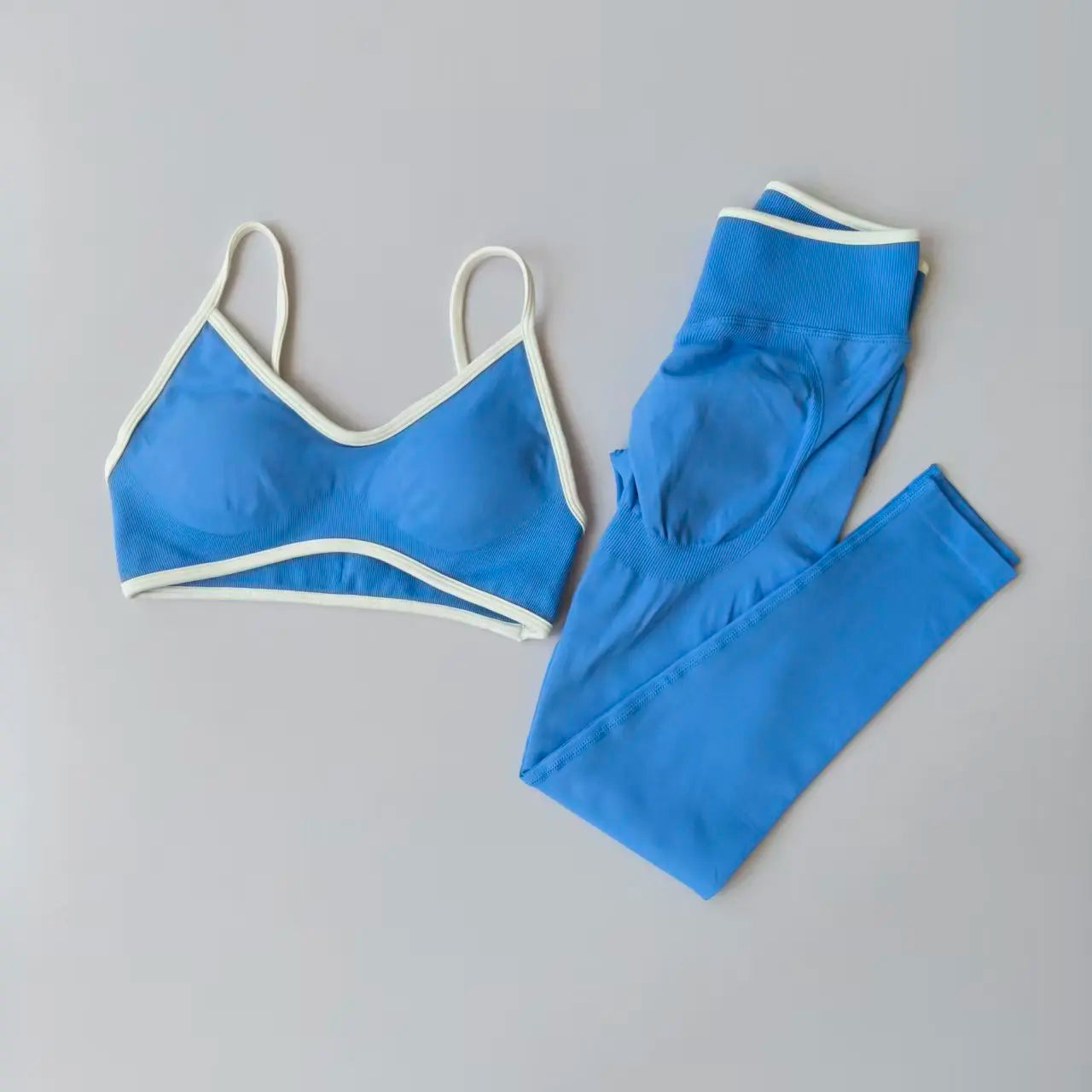 Seamless 2-Piece Yoga Set for Women – Sports Bra & High Waist Leggings
