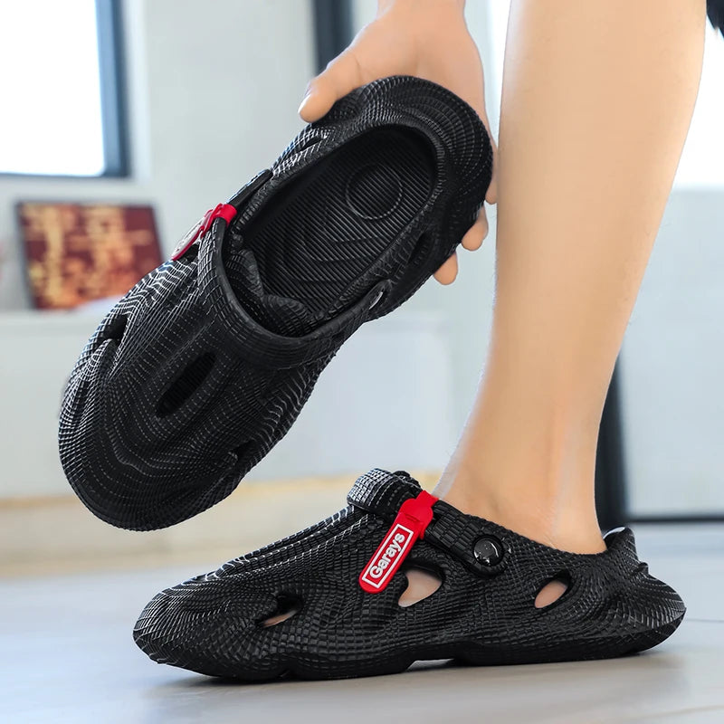 Closed-Toe Clogs – Non-Slip Unisex Beach & Outdoor Sandals