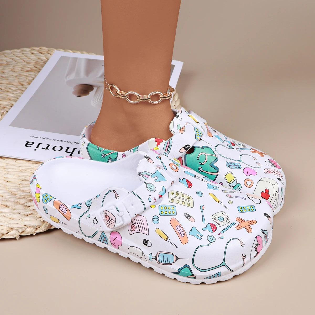 Cartoon Print Nurse Clogs Women – Non-Slip Closed Toe