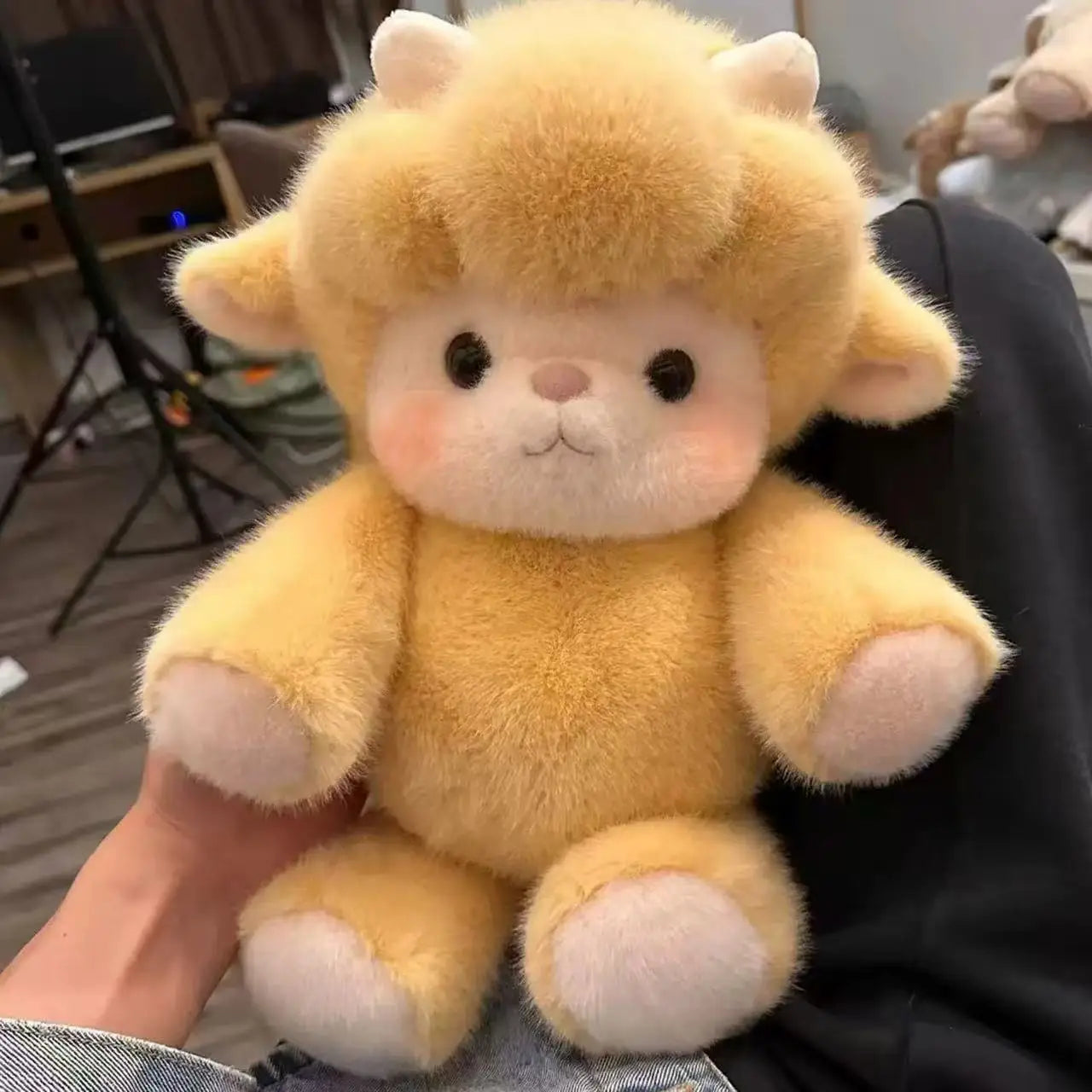 Highland Cattle Plush Toy – Fluffy Cow Stuffed Animal 45cm