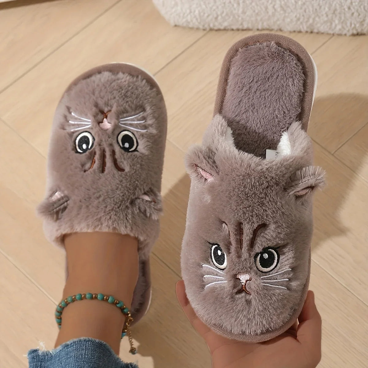 Women's Plush Cat Slippers Cozy Indoor House Shoes Non-Slip