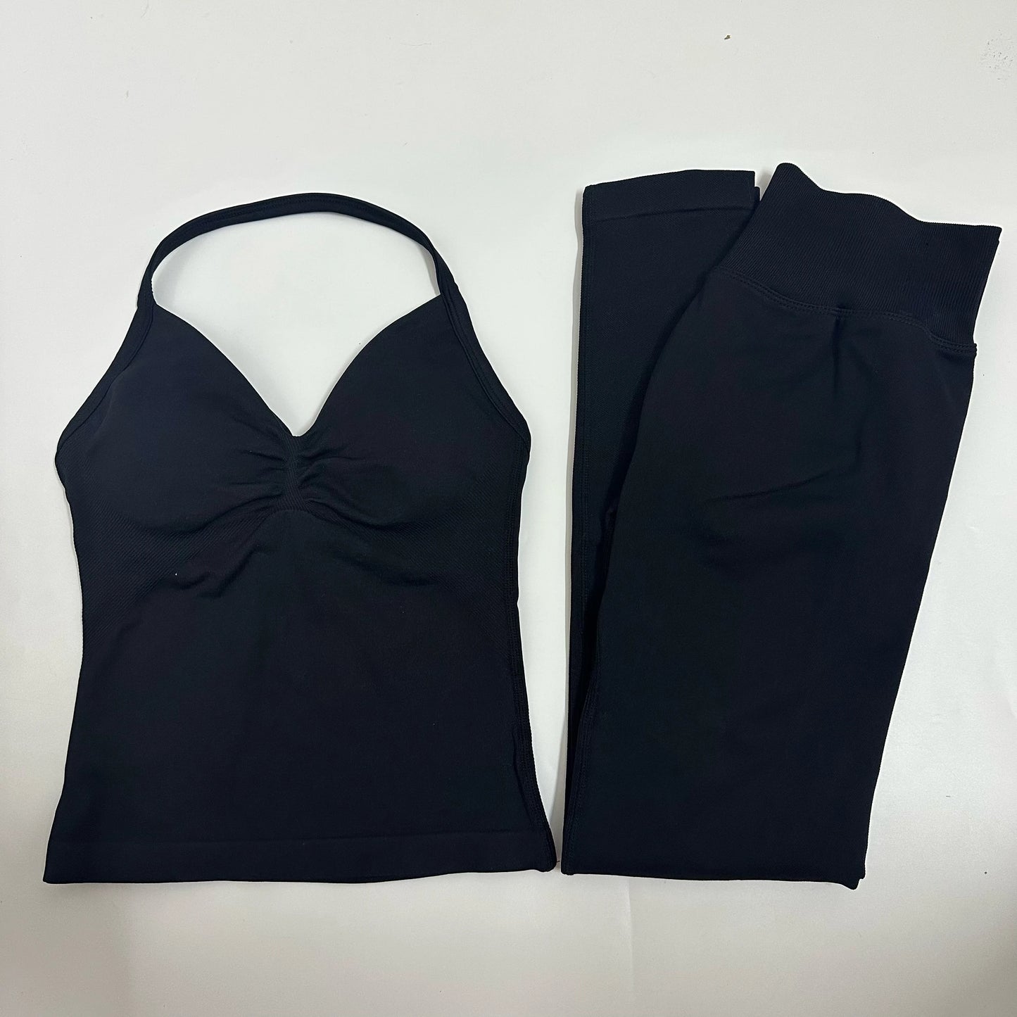 Women's 2-Piece Yoga Set – Backless Tank Top & Scrunch Leggings